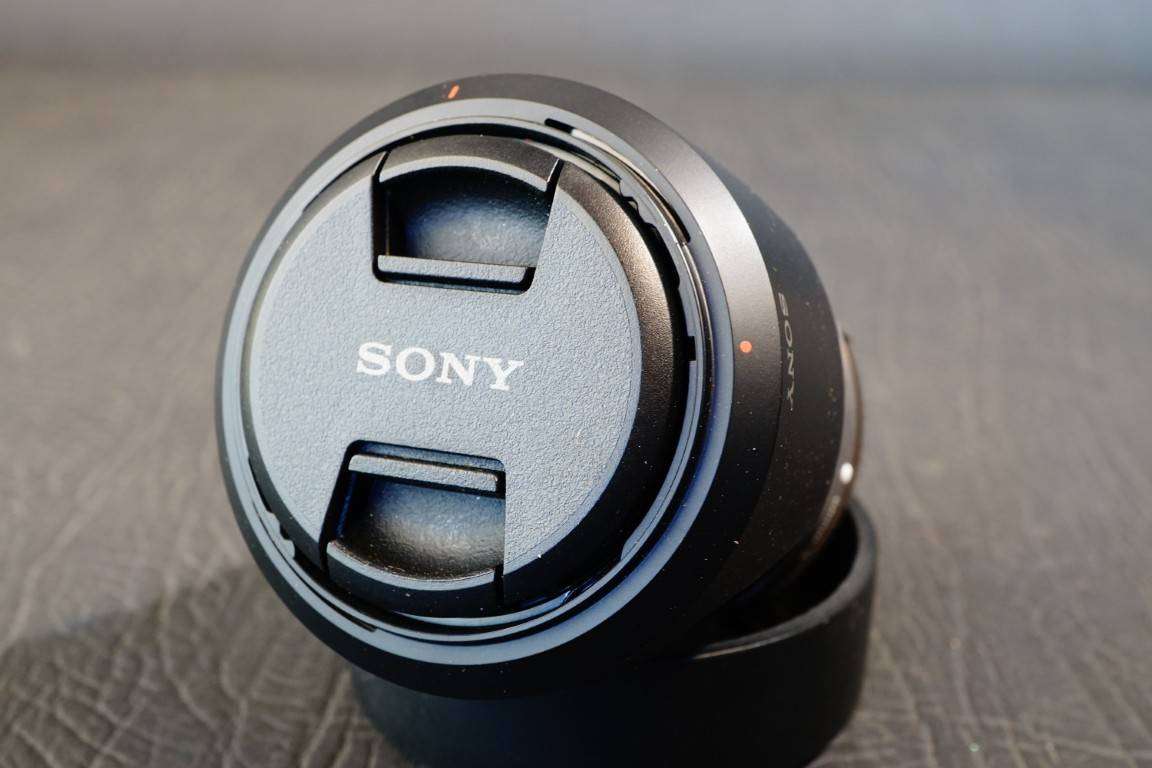 Sony E 18-55mm f/3.5-5.6 OSS Zoom Lens E Mount SEL1855 **Great Condition**