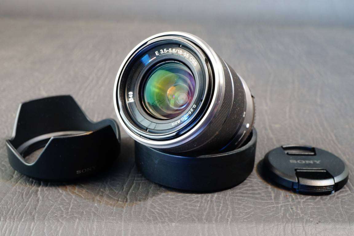 Sony E 18-55mm f/3.5-5.6 OSS Zoom Lens E Mount SEL1855 **Great Condition**