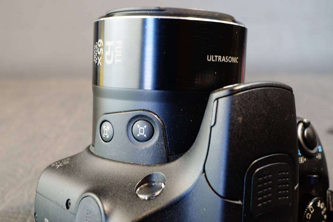 Canon PowerShot SX 60 HS Black 16.1 MP 65x Optical Zoom Digital Camera **Great Condition**