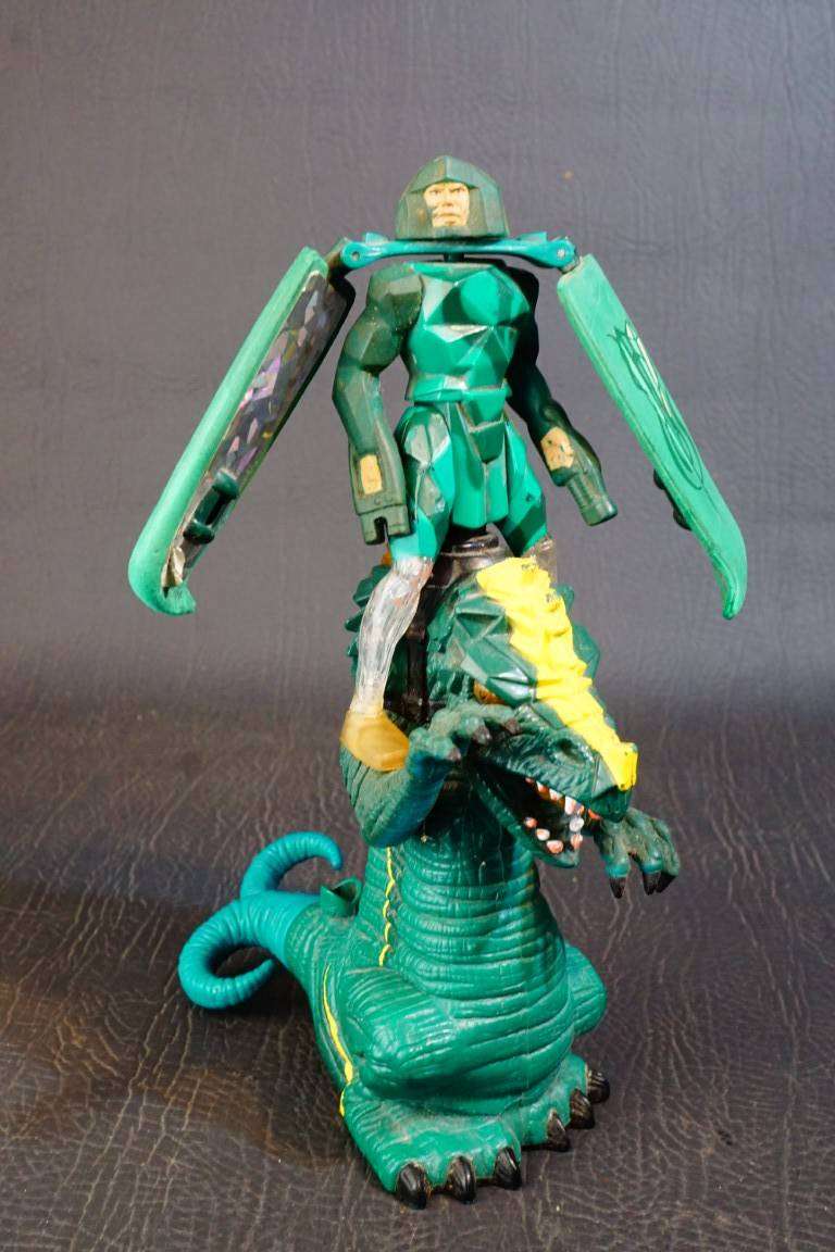 Galoob Dragon Flyz Action Figure And Launcher 1996 **Great Condition**