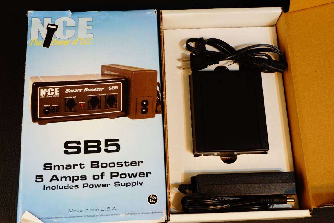 NCE SB5 5 amp Smart Booster with International Power Supply DCC **Excellent Condition**