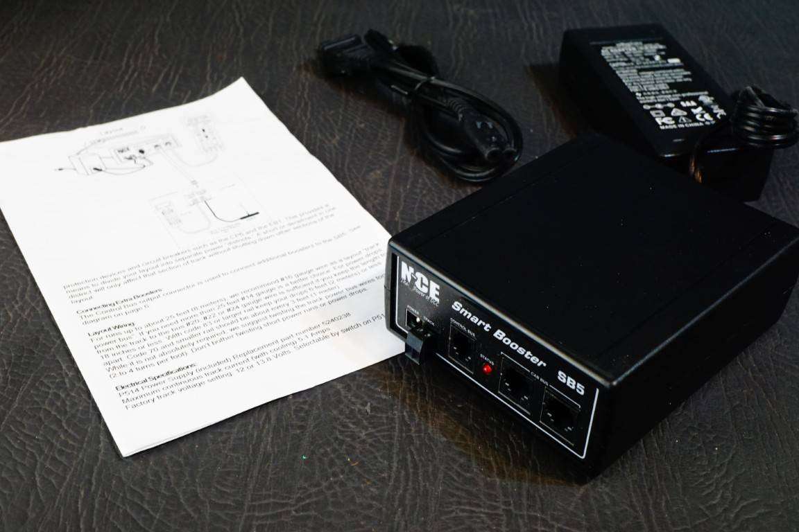 NCE SB5 5 amp Smart Booster with International Power Supply DCC **Excellent Condition**