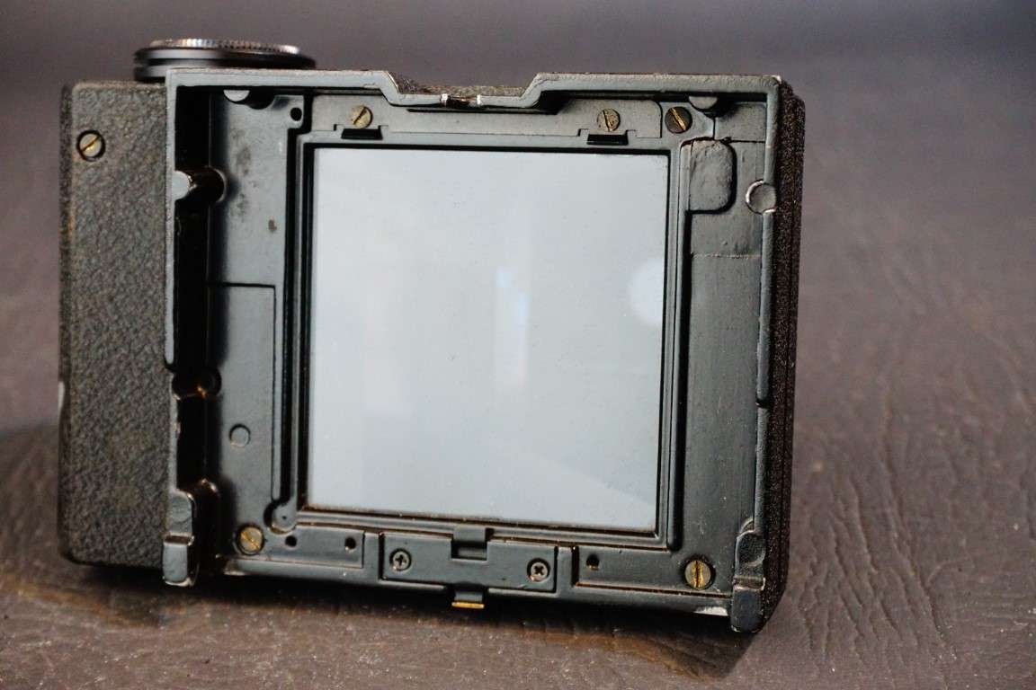 Mamiya Prism Finder For TLR Film Cameras C220 C330 Etc... **Great Condition**
