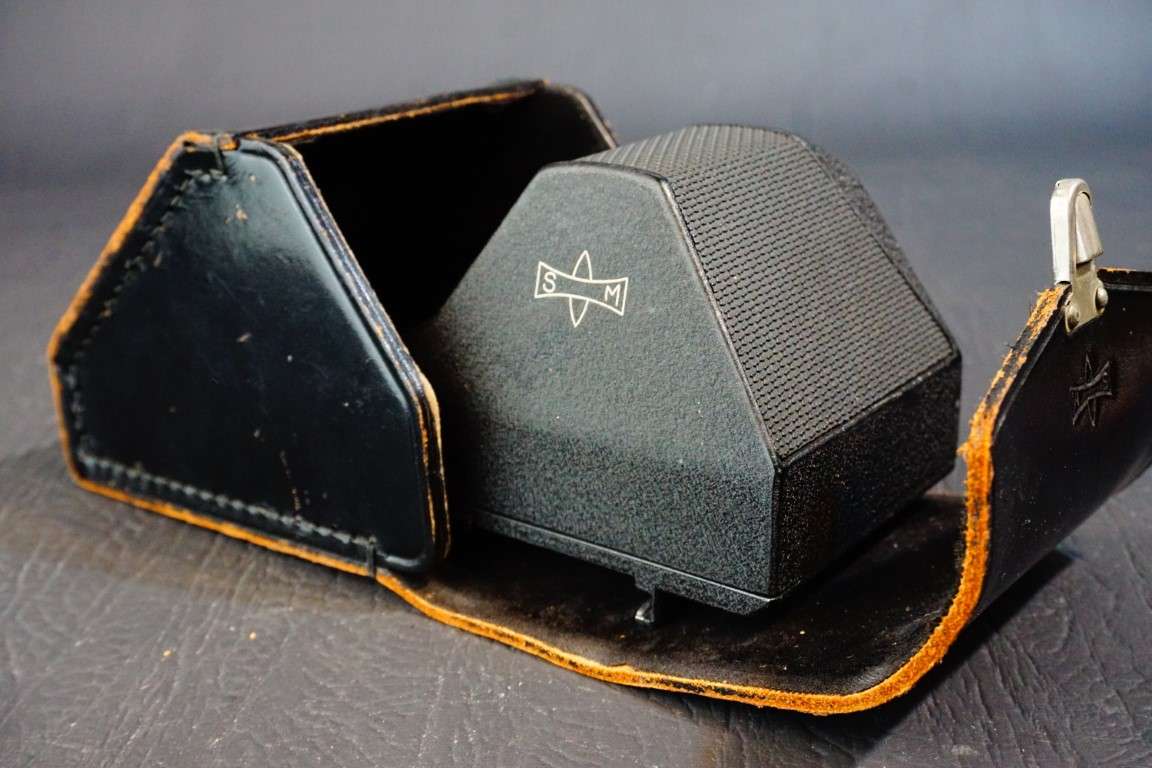 Mamiya Prism Finder For TLR Film Cameras C220 C330 Etc... **Great Condition**