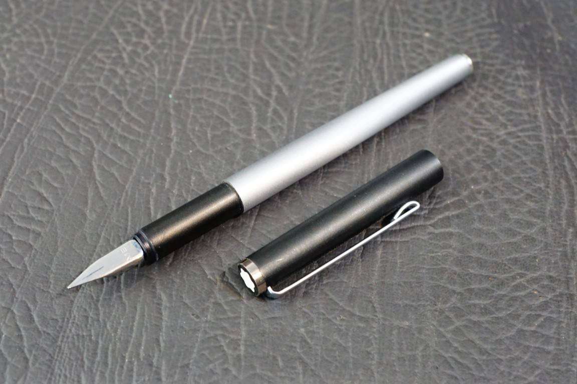 Montblanc Noblesse Fountain Pen Black & Siver  Vintage  Germany **Great Condition**