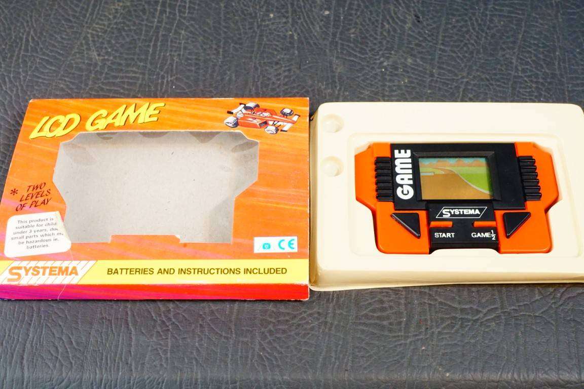 Vintage Systema Car F1 Race Handheld LCD Game with original Packaging - 1980s **Great Condition**