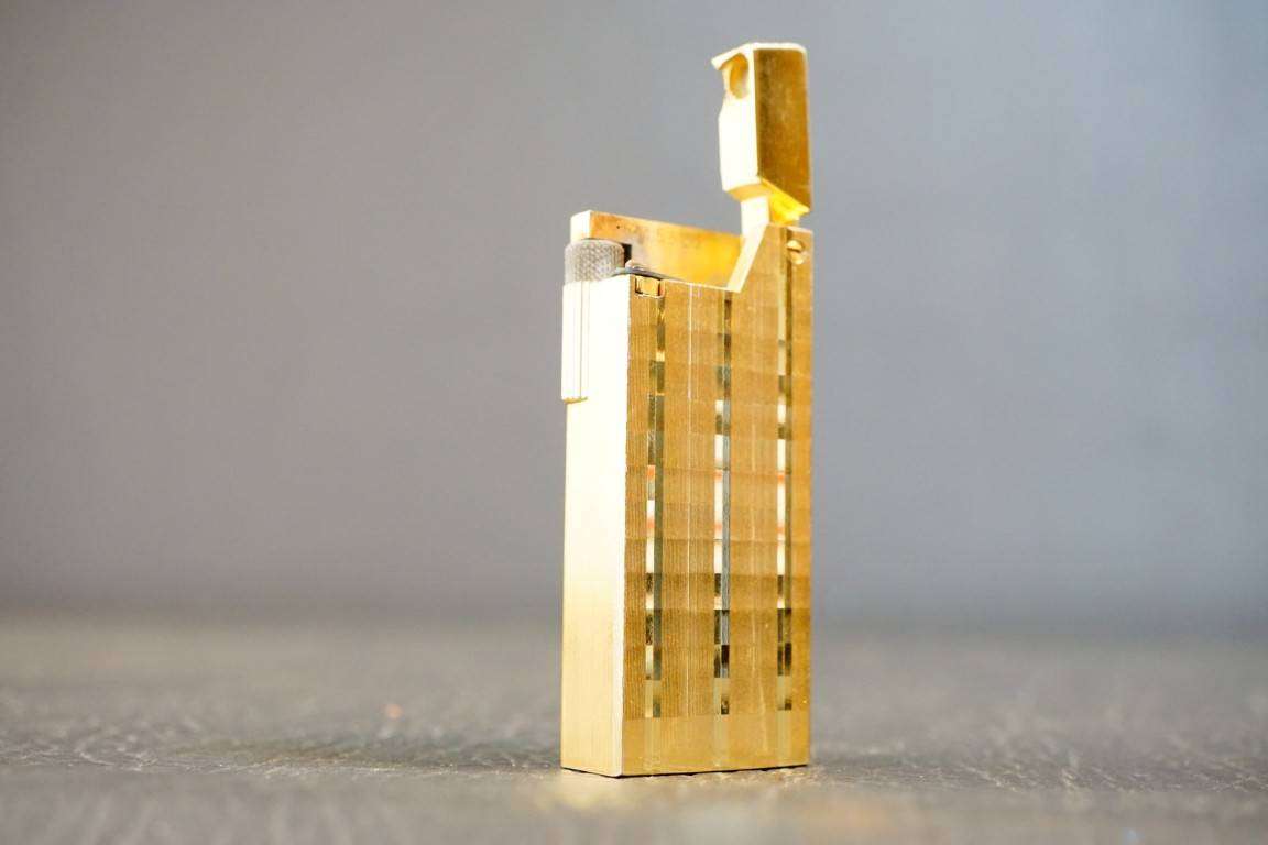 Vintage Rivo Swiss Made Lighter Lucerne Switzerland **Great Condition**