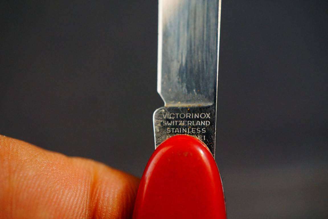 Victorinox Swiss Army Knife with Two Blades **Good Condition**