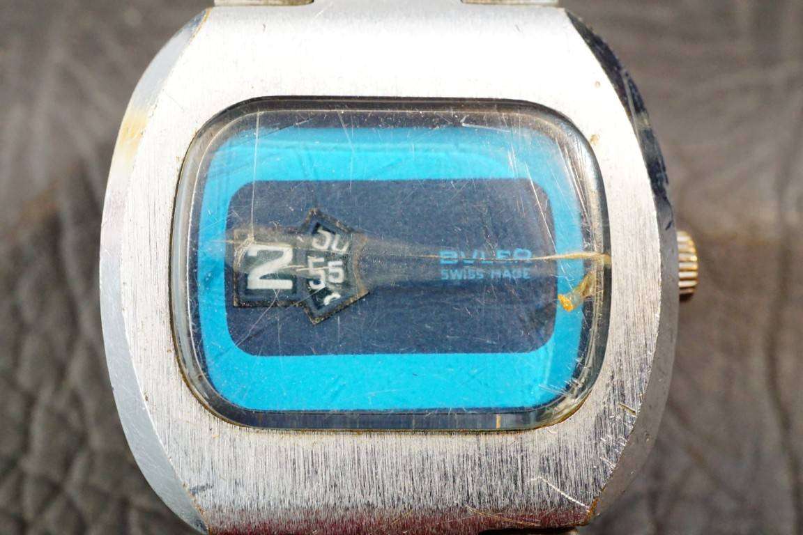 Vintage BULER DIGITAL Jump Hour Watch - 1970s - Swiss - WORKING **Cracked Front Glass**