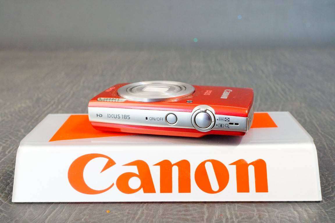 Canon IXUS 185 Compact Digital Camera 20MP 8X Optical Zoom + Original Packaging **Great Condition**