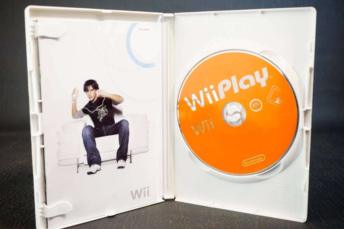 Wii Play Sports Game CIB Nintendo Wii 2007 Complete In Box