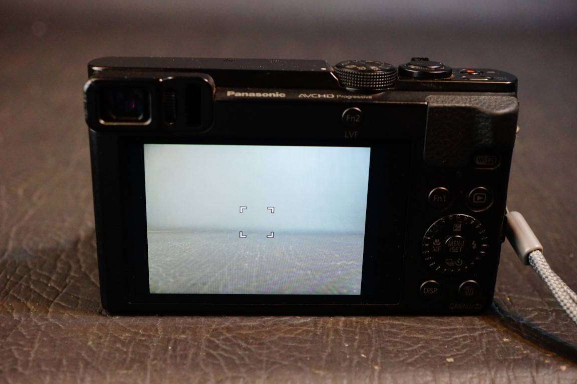 Panasonic Lumix DMC-TZ70 12MP Compact Digital Camera 30x Zoom with Box **Good Condition**