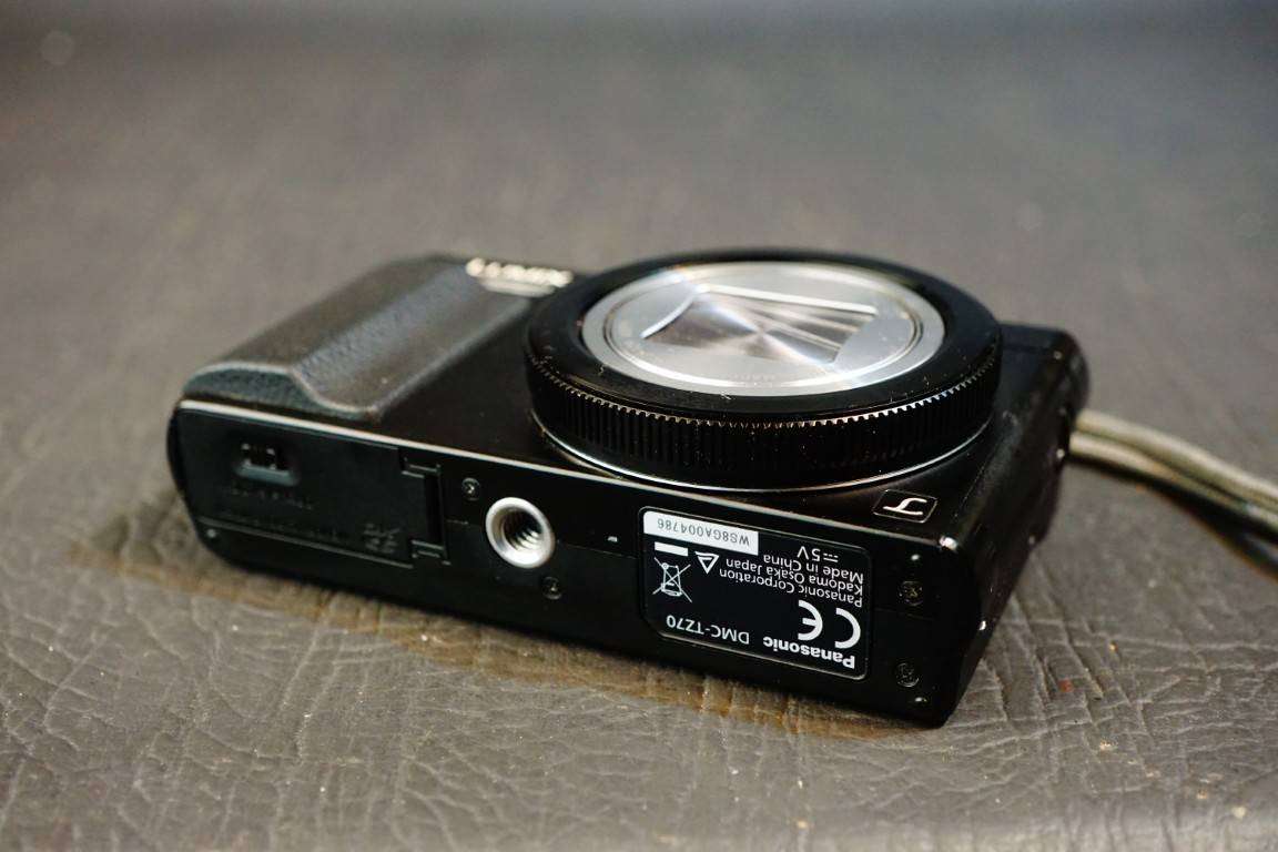 Panasonic Lumix DMC-TZ70 12MP Compact Digital Camera 30x Zoom with Box **Good Condition**