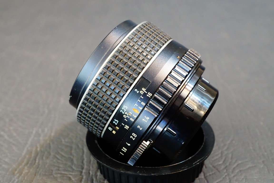 Asahi Pentax SMC Takumar 50mm F1.4 Lens in M42 Screw Mount  **Excellent Condition**