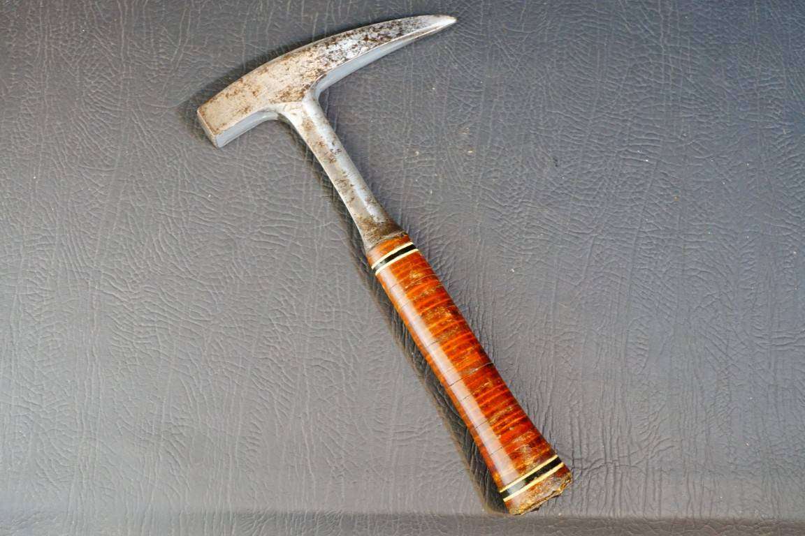 Vintage Estwing Leather Handle Rock Pick (Prospecting Hammer) Made in USA **Good Condition**