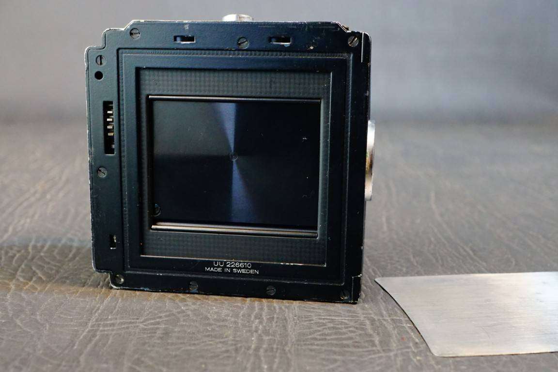 Hasselblad A16 Black 6x4.5 645 Film Back Holder Type II matching Serial Number **Great Condition**