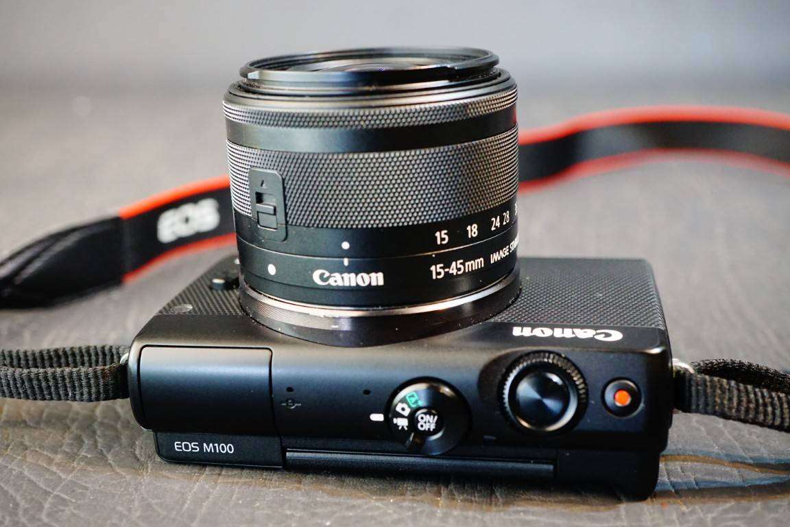 Canon EOS M100 24.2MP Mirrorless Camera Kit with Canon 15-45mm Lens **Great Condition**