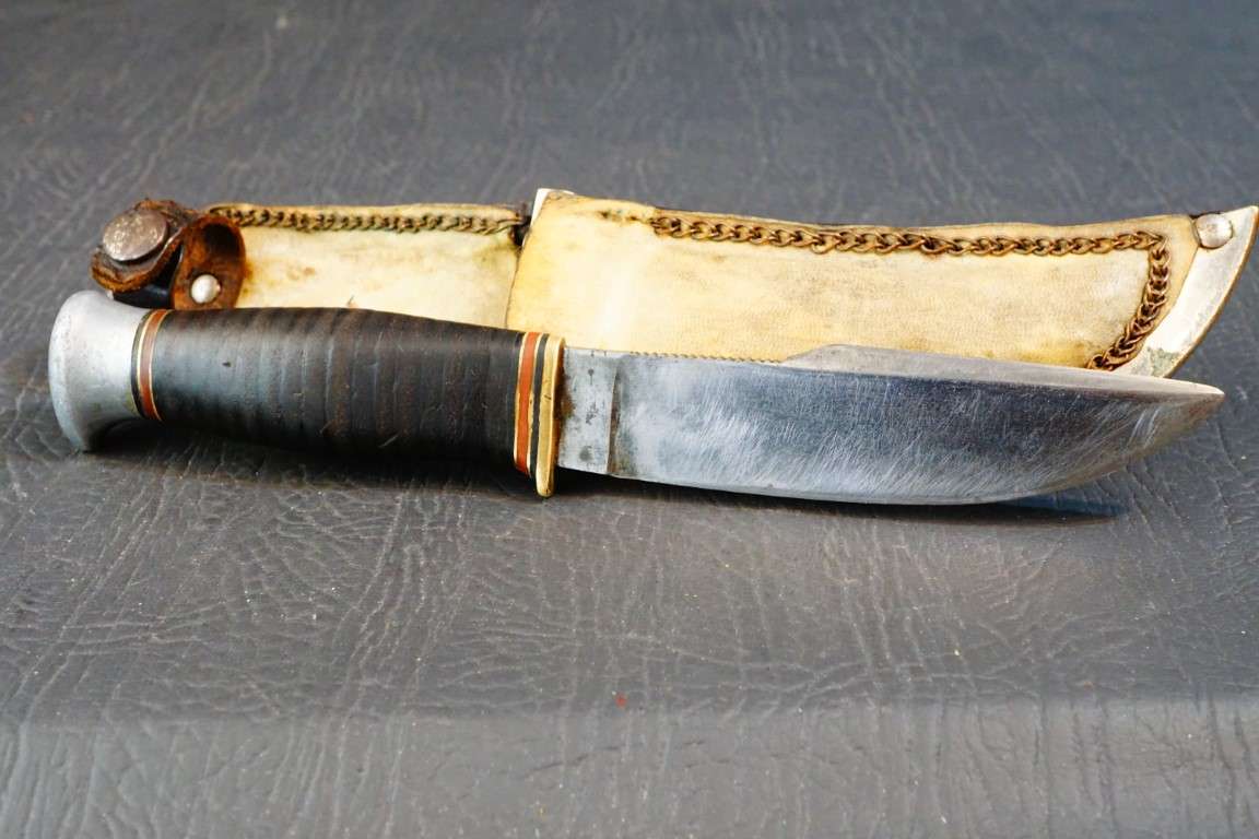 Sweden Swedish J.A. Hellberg Eskilstuna Hunting Knife with Leather Scabbard **Good Condition**