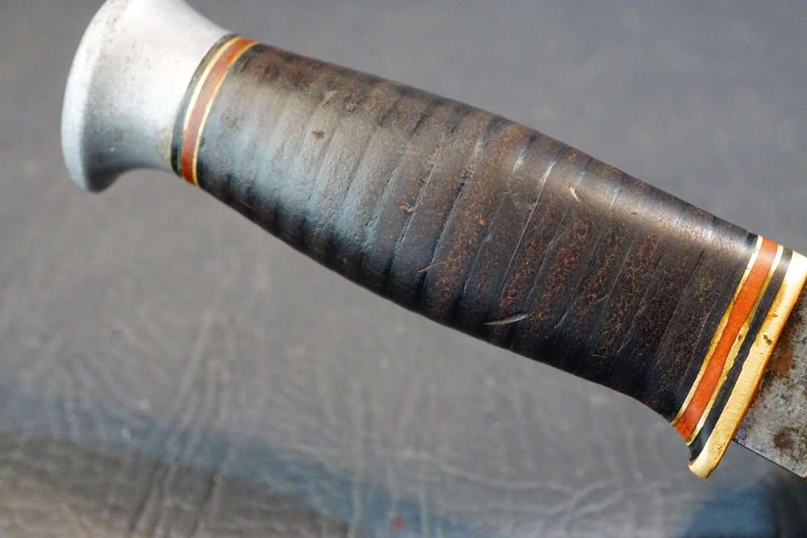 Sweden Swedish J.A. Hellberg Eskilstuna Hunting Knife with Leather Scabbard **Good Condition**