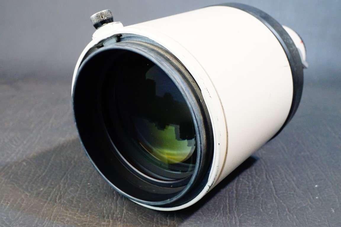 Canon EF 300mm f2.8 L Series Ultrasonic Lens in Canon AF Mount   **Good Condition, Well Used**