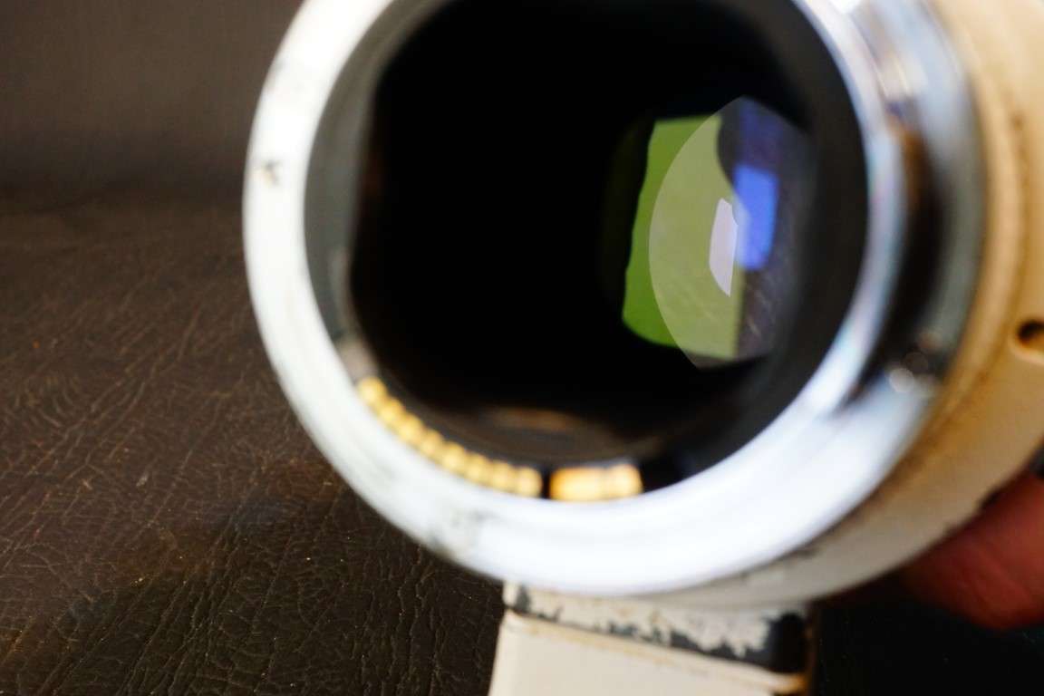 Canon EF 300mm f2.8 L Series Ultrasonic Lens in Canon AF Mount   **Good Condition, Well Used**