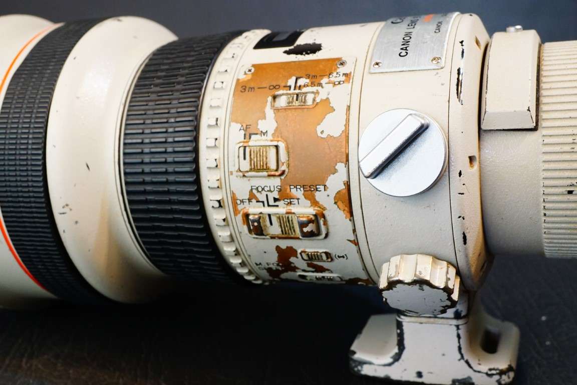 Canon EF 300mm f2.8 L Series Ultrasonic Lens in Canon AF Mount   **Good Condition, Well Used**