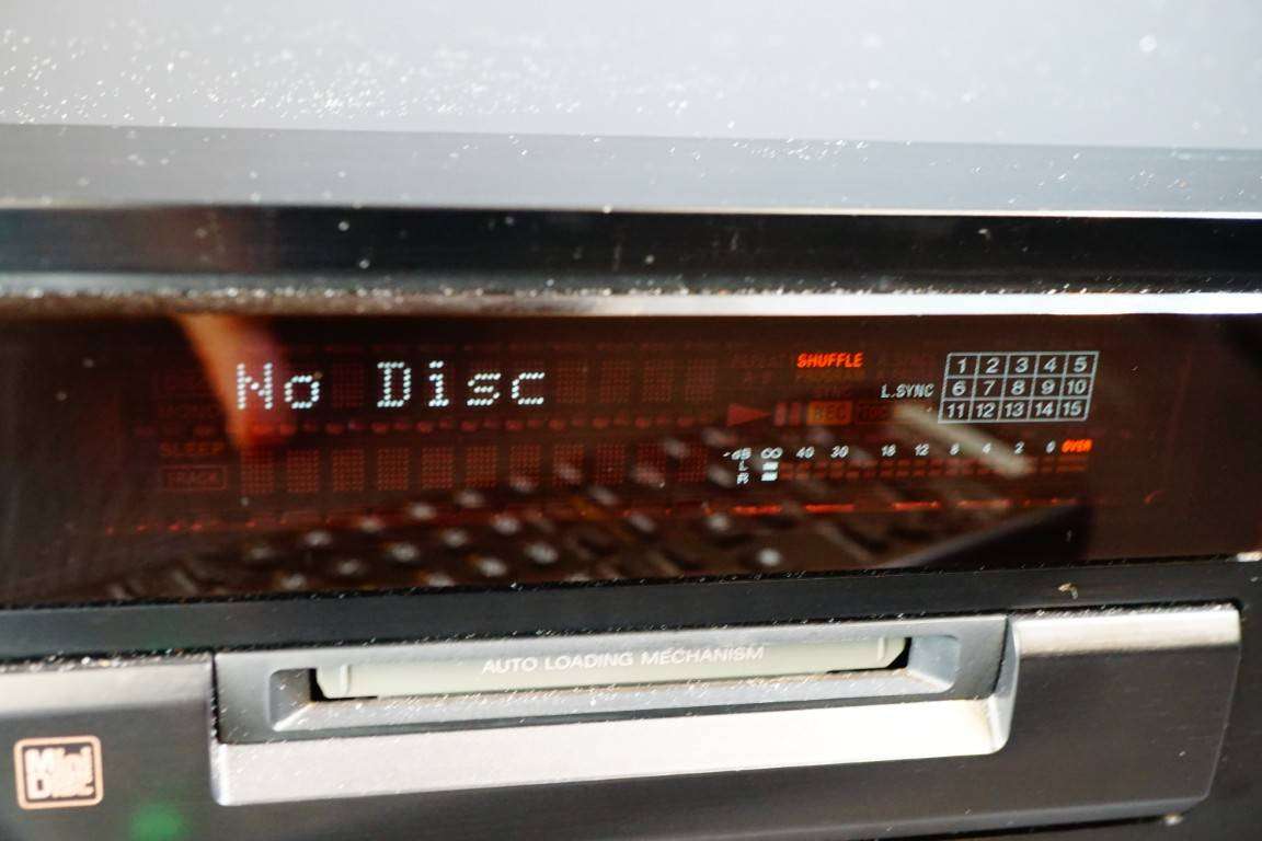 Sony MDS-JB930 MiniDisc Deck MD Recorder ATRAC Type-R with Remote **Great Condition**