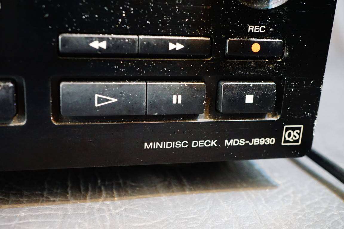 Sony MDS-JB930 MiniDisc Deck MD Recorder ATRAC Type-R with Remote **Great Condition**
