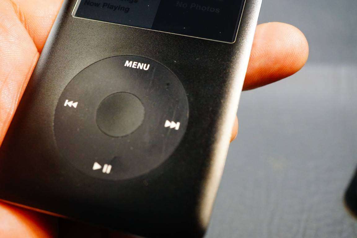 Apple iPod classic 6th Generation (80GB, Black) A1238 **Excellent Condition**