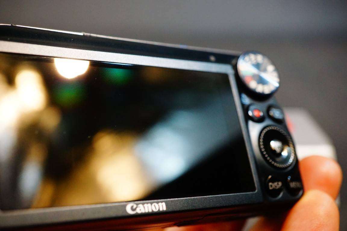 Canon PowerShot SX210 IS 14MP Compact Digital Camera with 14x Optical Zoom   **Good Condition**