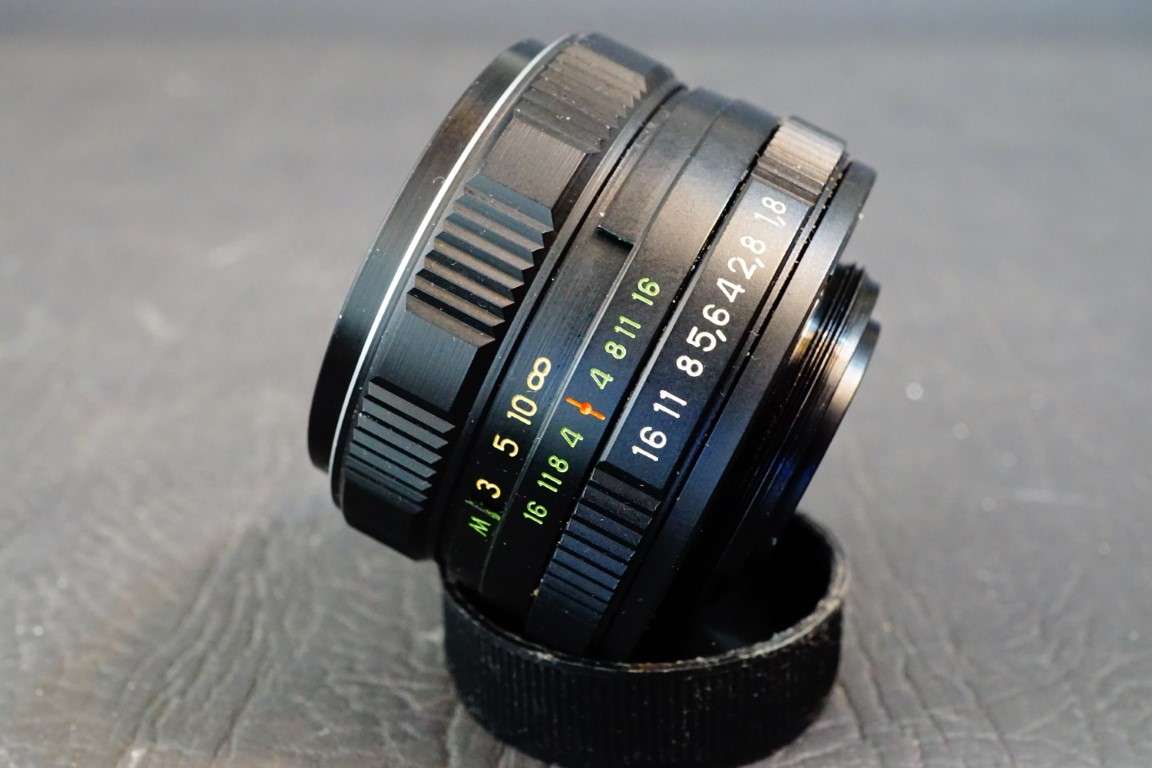 Russian MC HELIOS 77m-4 50mm F1.8 Lens in M42 Mount  **Excellent Condition**