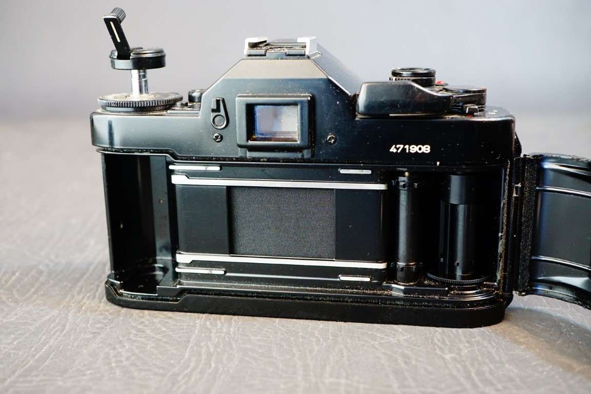 Canon A1 35mm SLR Film Camera with Canon FD 50mm F1.8 Lens  **Great Condition**