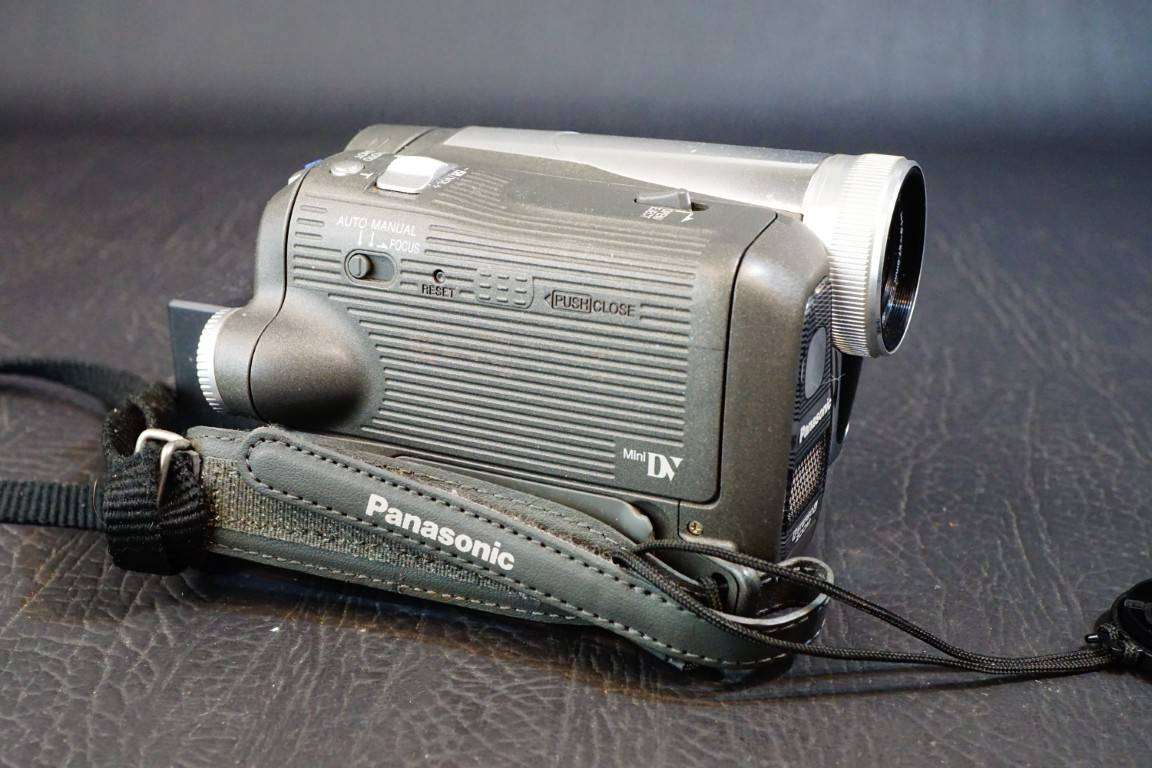 Panasonic NV-GS35 MiniDV Video Camcorder CCD Sensor with 30x Optical Zoom  **Great Condition**