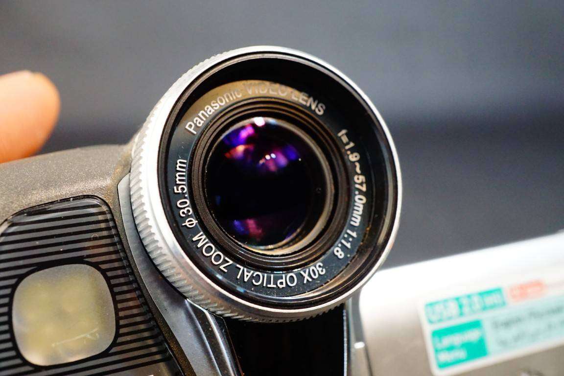 Panasonic NV-GS35 MiniDV Video Camcorder CCD Sensor with 30x Optical Zoom  **Great Condition**