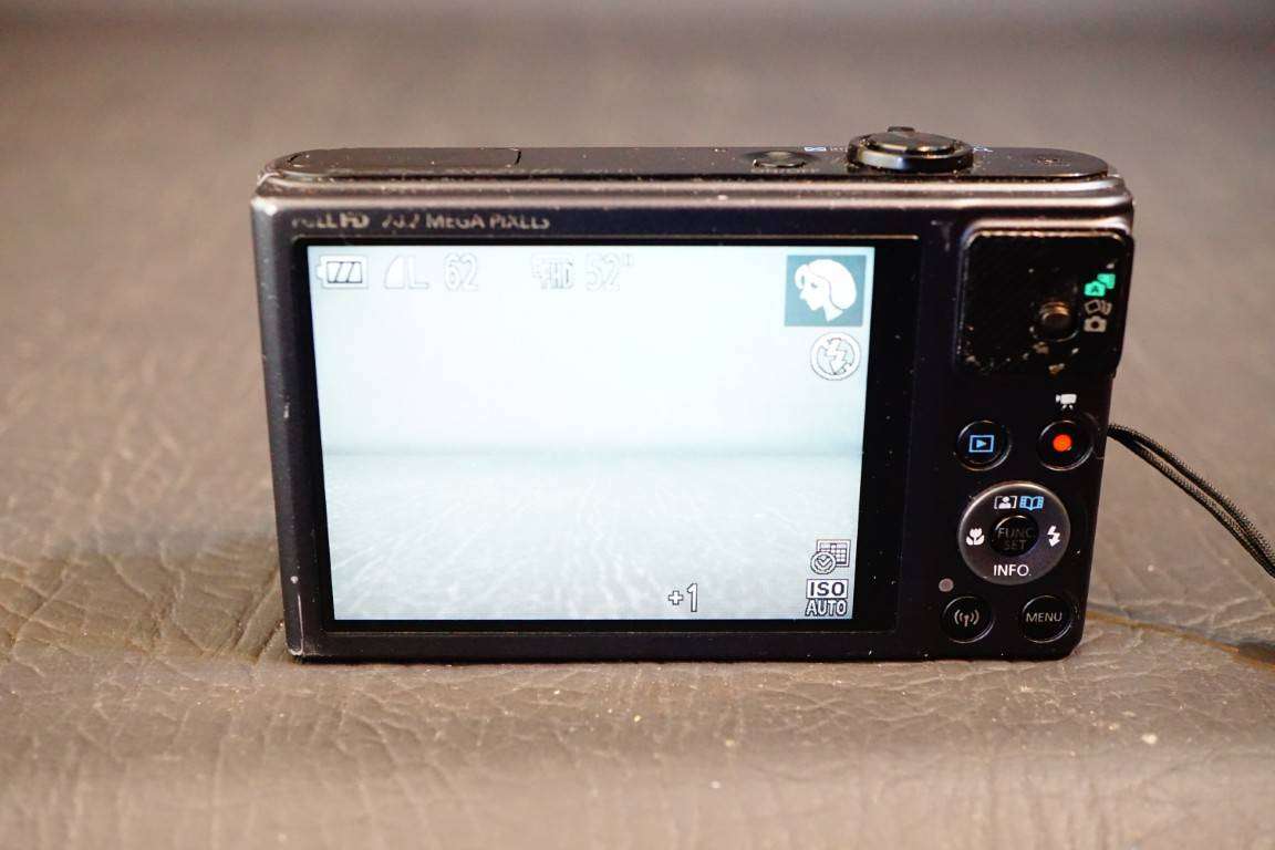 Canon PowerShot SX620 HS 20.2MP Digital Camera 25x Zoom **Well Used Condition**
