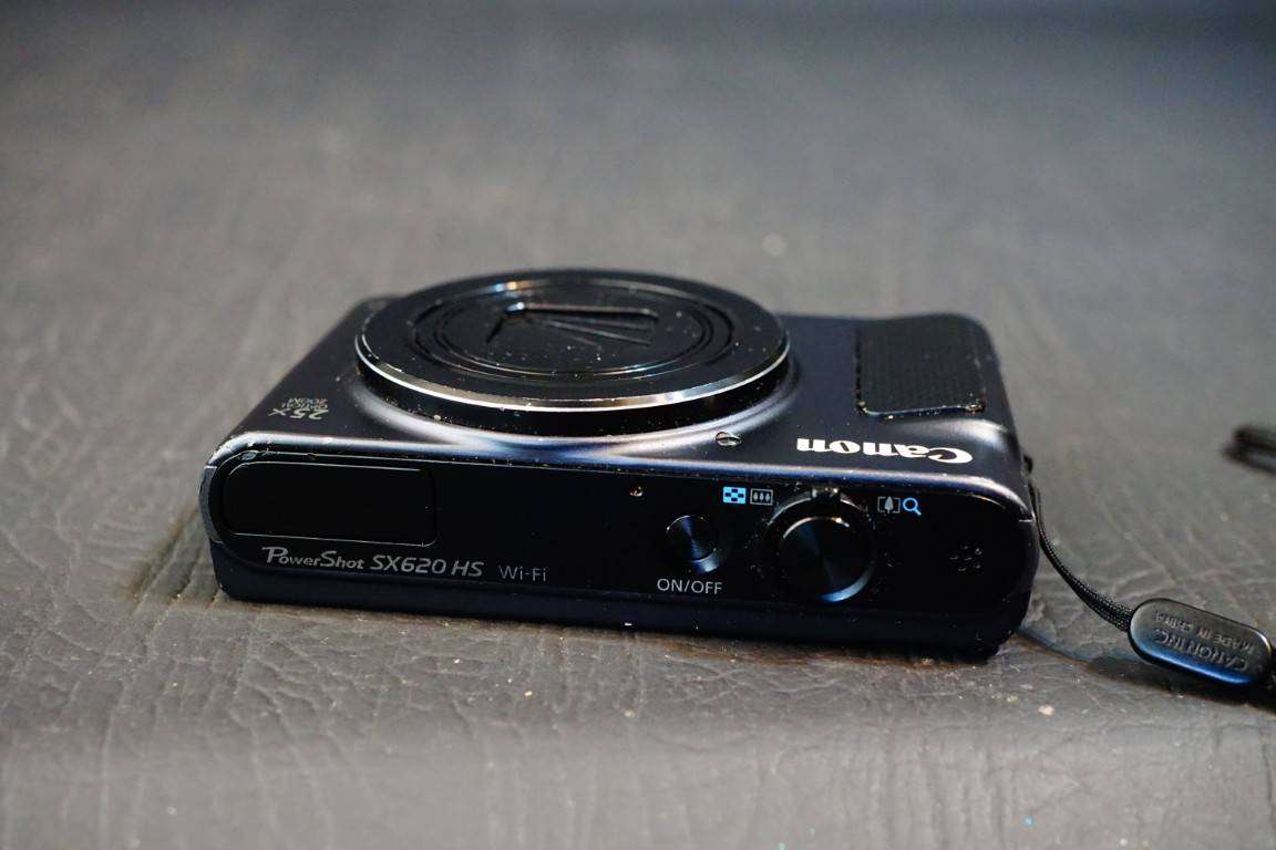Canon PowerShot SX620 HS 20.2MP Digital Camera 25x Zoom **Well Used Condition**