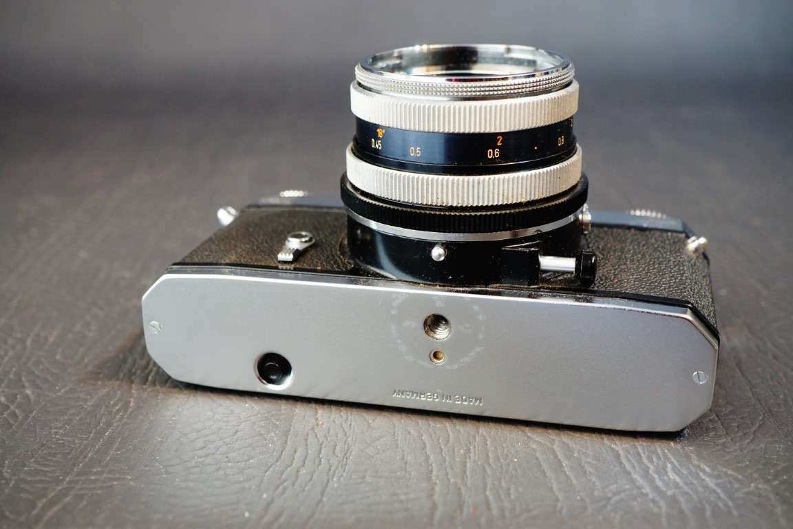 Zeiss Ikon Voigtlander Icarex 35 35mm Slr Camera with Carl Zeiss Tessar 50 F2.8 **Great Condition**