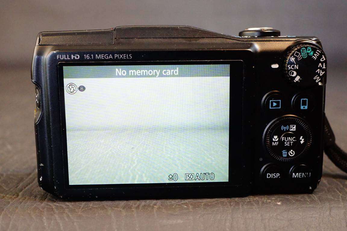Canon Power Shot SX700 HS 16.1MP 30x Compact Digital Camera **Well Used Condition*
