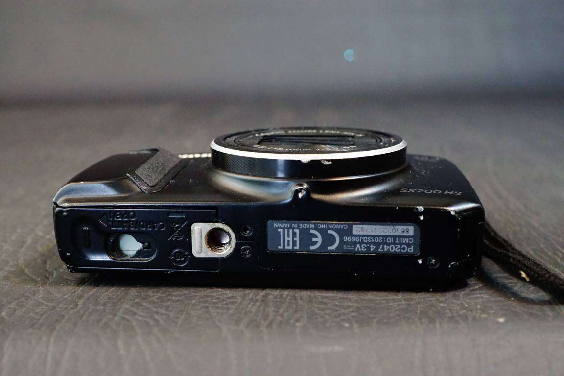Canon Power Shot SX700 HS 16.1MP 30x Compact Digital Camera **Well Used Condition*