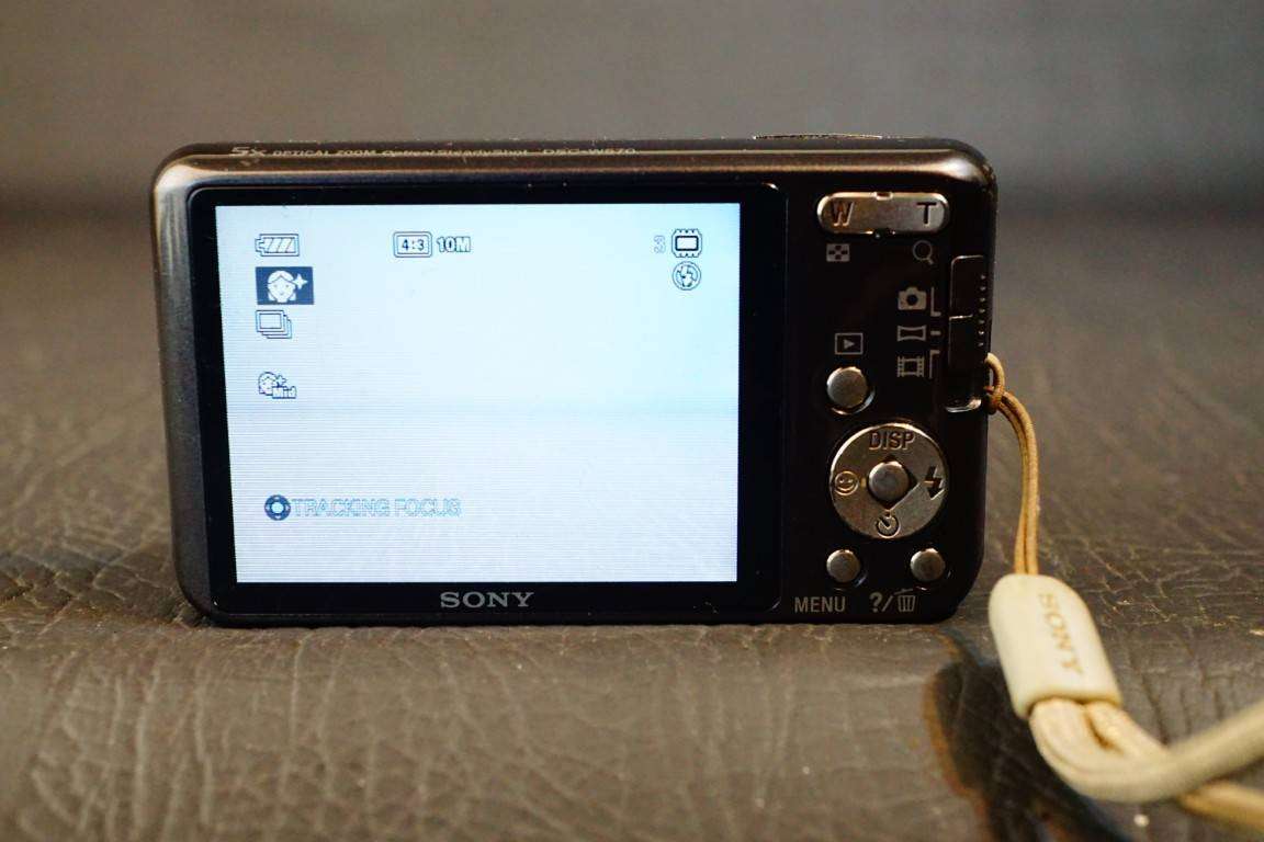 SONY Cyber-shot DSC-W570 Compact Digital Camera 16.1 MP 5x Optical Zoom Lens **Good Condition**