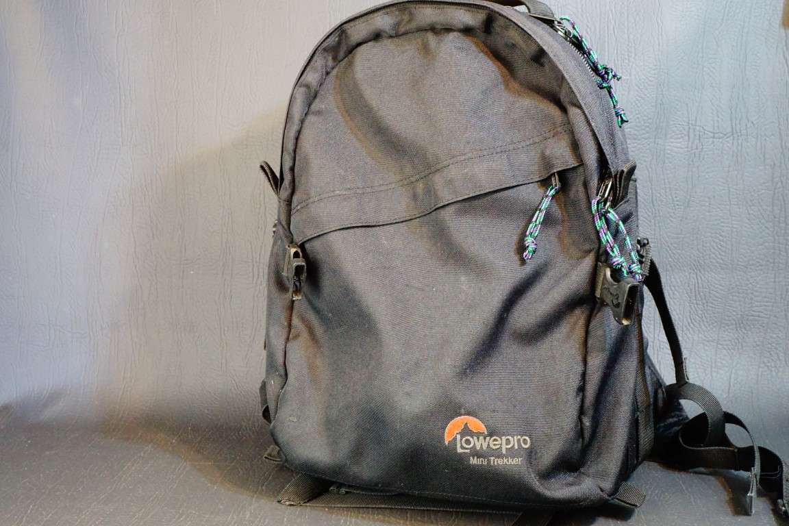 Lowepro Mini Trekker AW Backpack (Medium) **Good Condition**