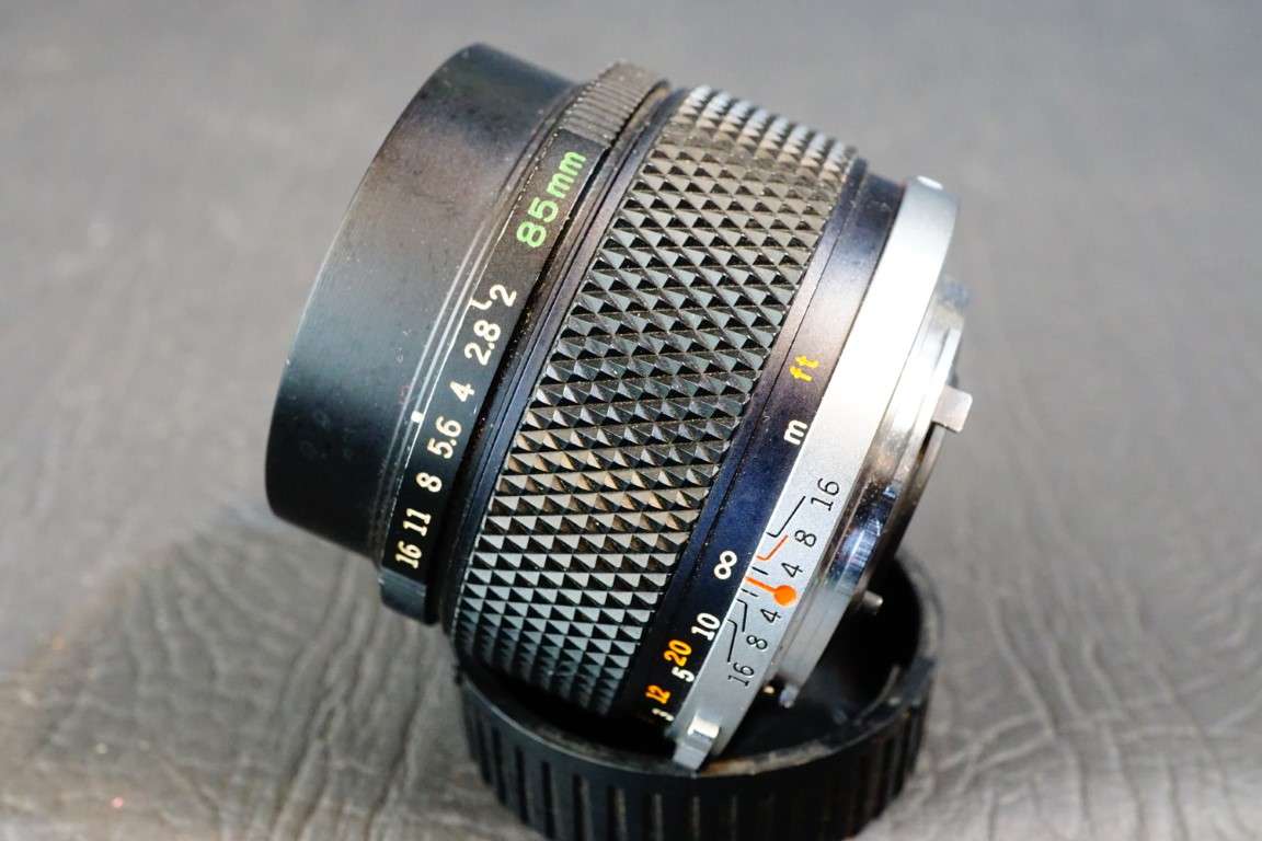 Olympus OM System Zuiko Auto-T 85mm F2 Lens in Olympus OM Mount  **Great Condition**