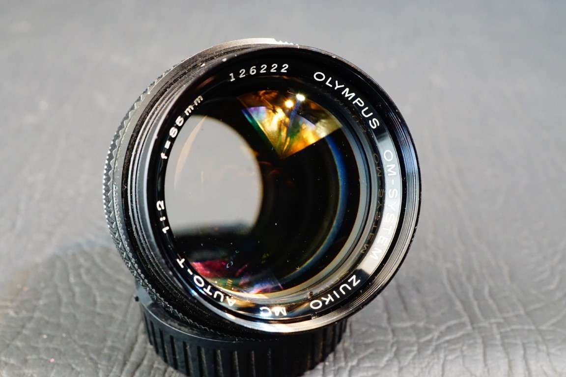 Olympus OM System Zuiko Auto-T 85mm F2 Lens in Olympus OM Mount  **Great Condition**