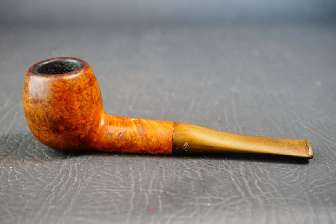 Aristocrat London Made Tobacco Pipe **Good Condition**