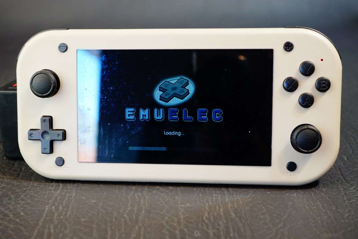 M17 Retro Handheld Video Game Console 4.3 Inch IPS Screen 64Gb card **Great Condition**