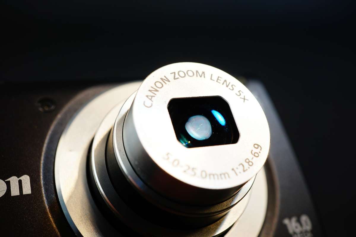 Canon PowerShot A2500 16.0MP Digital Camera **Good Condition**