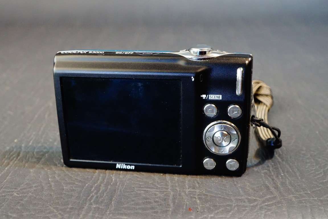 Nikon Coolpix S3000 12.0MP Digital Camera