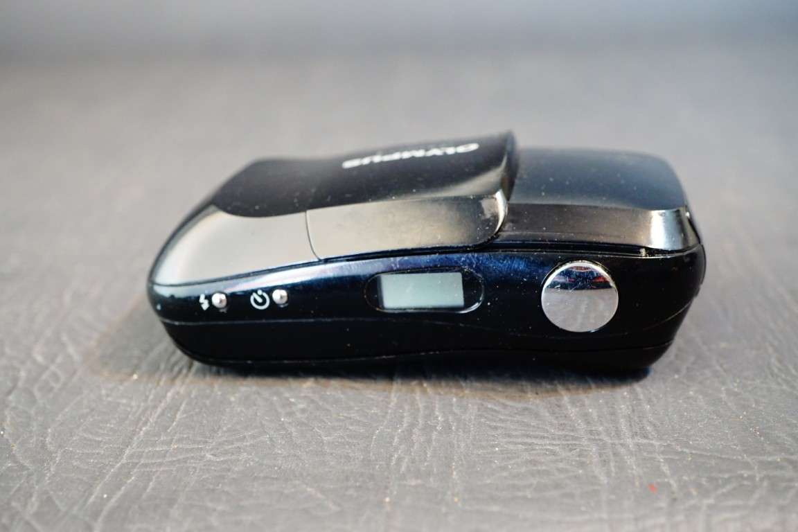 Olympus Mju 1 Mju i 35mm Compact point and shoot Film Camera **Spares/Repair or Display**