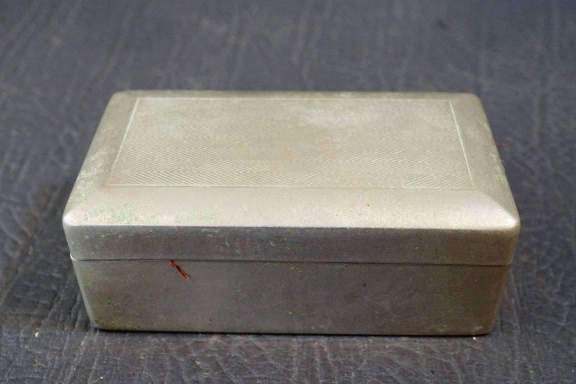 Vintage Gillette Double Sided Safety Razor with Steel Carry Case **Great Condition**