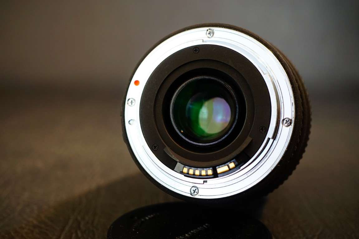 Sigma DG 70-300mm F4-5.6 Lens in Canon EF Mount  **Great Condition**